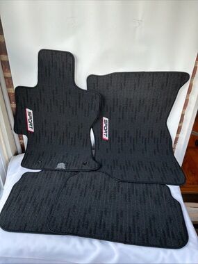 2017-2023 Subaru Impreza Sports Black Floor Mats # J606SF010 New !!!